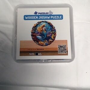NWT Puzzles Up Wooden Jigsaw Puzzle